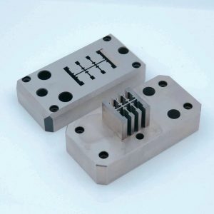 高精密半导体设备的零部件CNC加工 类型002(High-Precision Semiconductor Device Parts CNC Machining Type002)